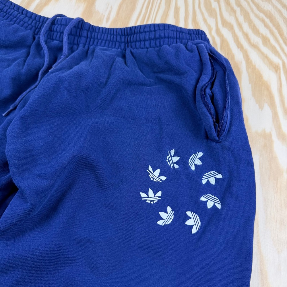 Adidas Adicolor Shattered Trefoil Sweatpants XL Men Zipped Pockets Swirling Logo - Picture 6 of 6